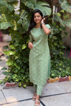 Mint Thread Kurtaset