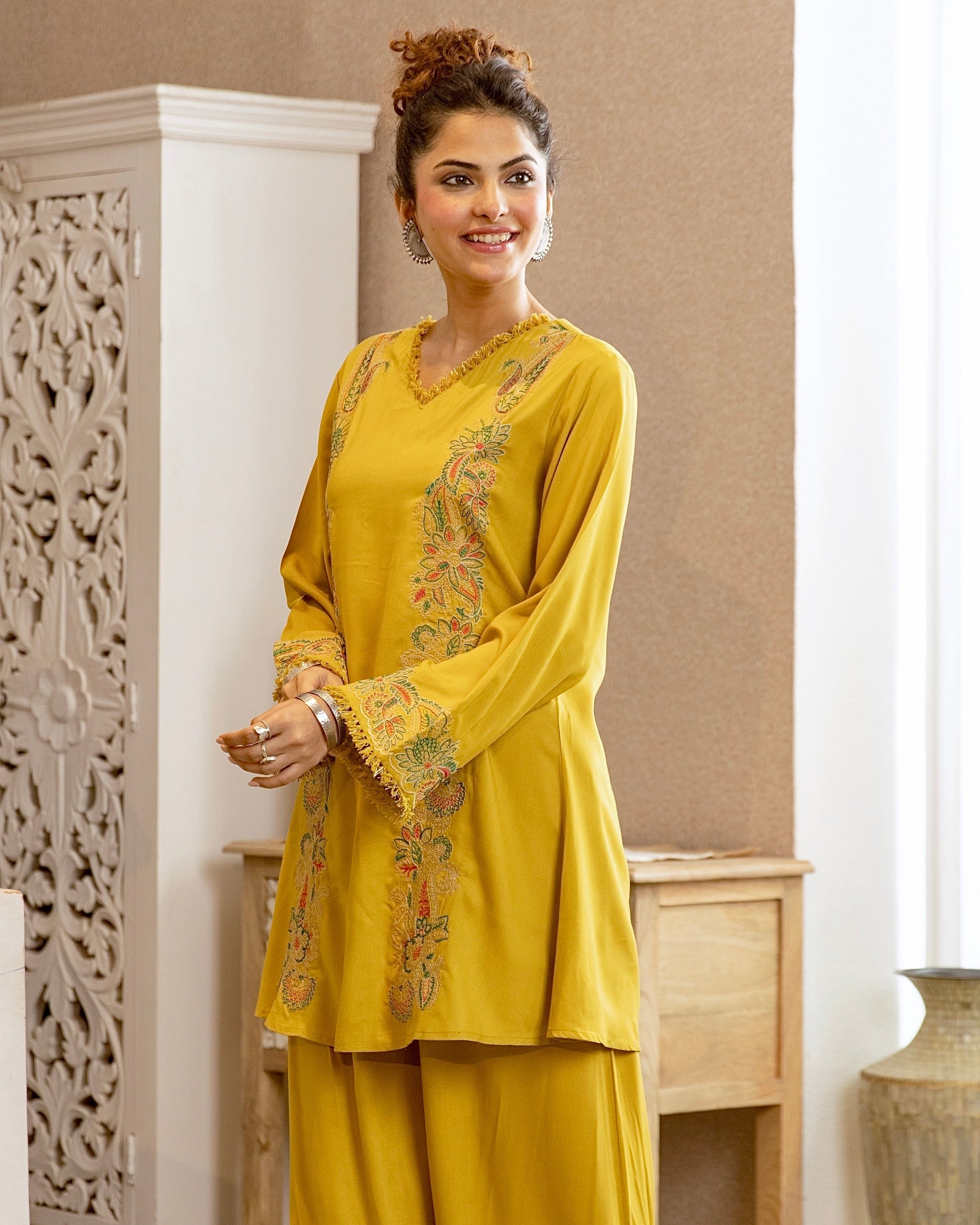 Sunehri Gul Threadwork Cotton Co-ord