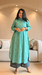 Mehaa Hand Woven Cotton Kurta - Turquoise