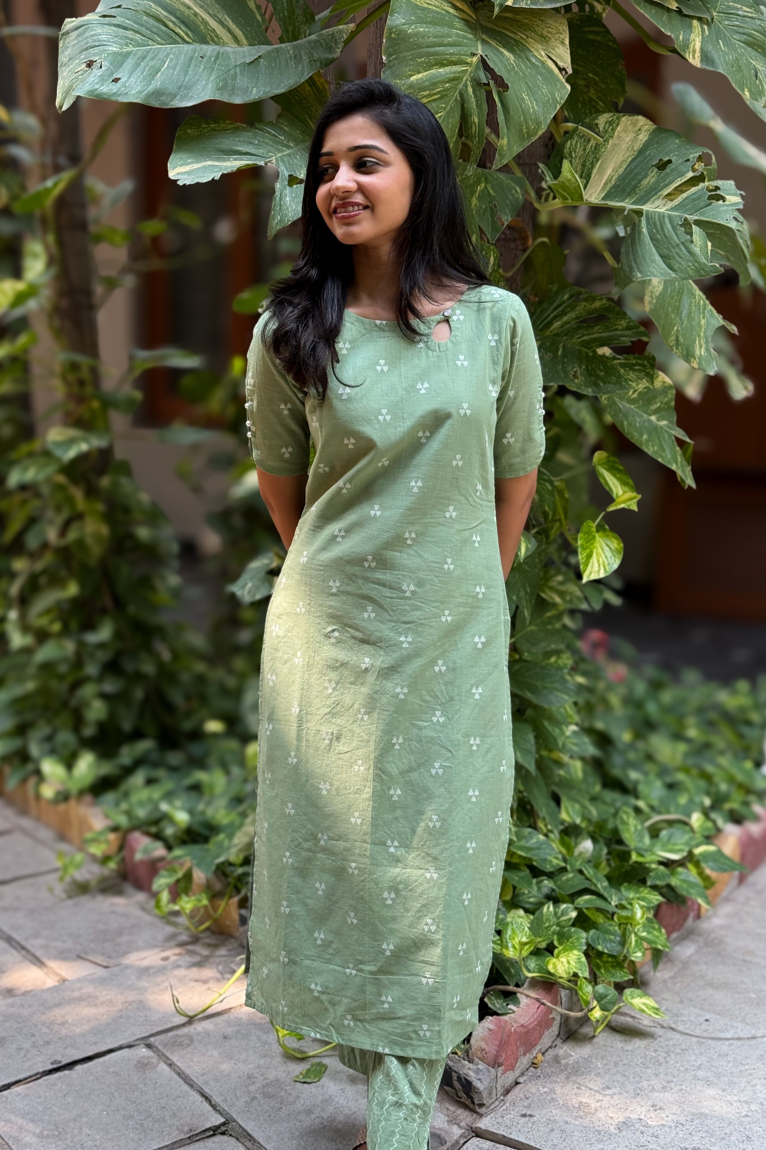 Mint Thread Kurtaset