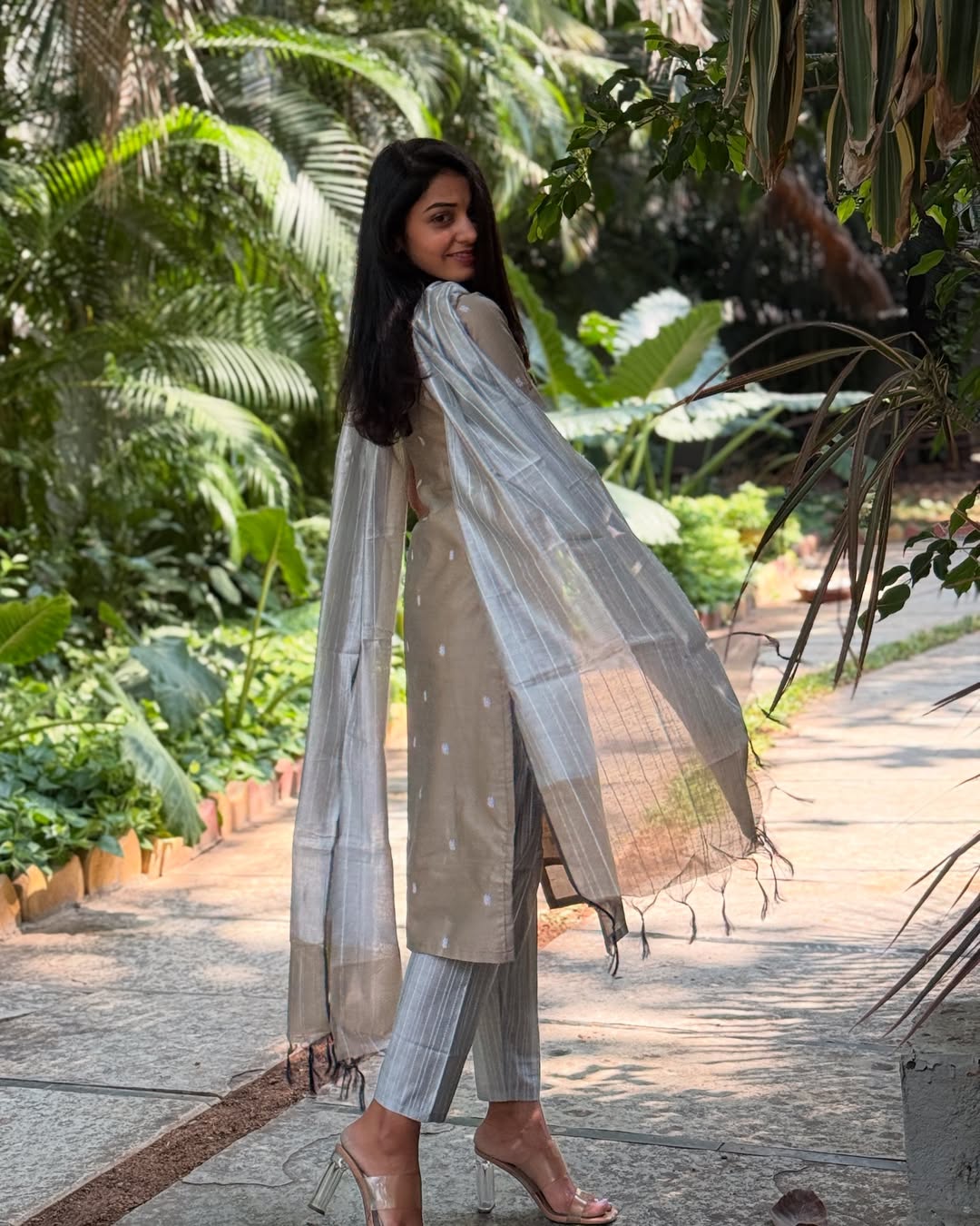 Nishta Elegant Neckline Silk Kurti Set