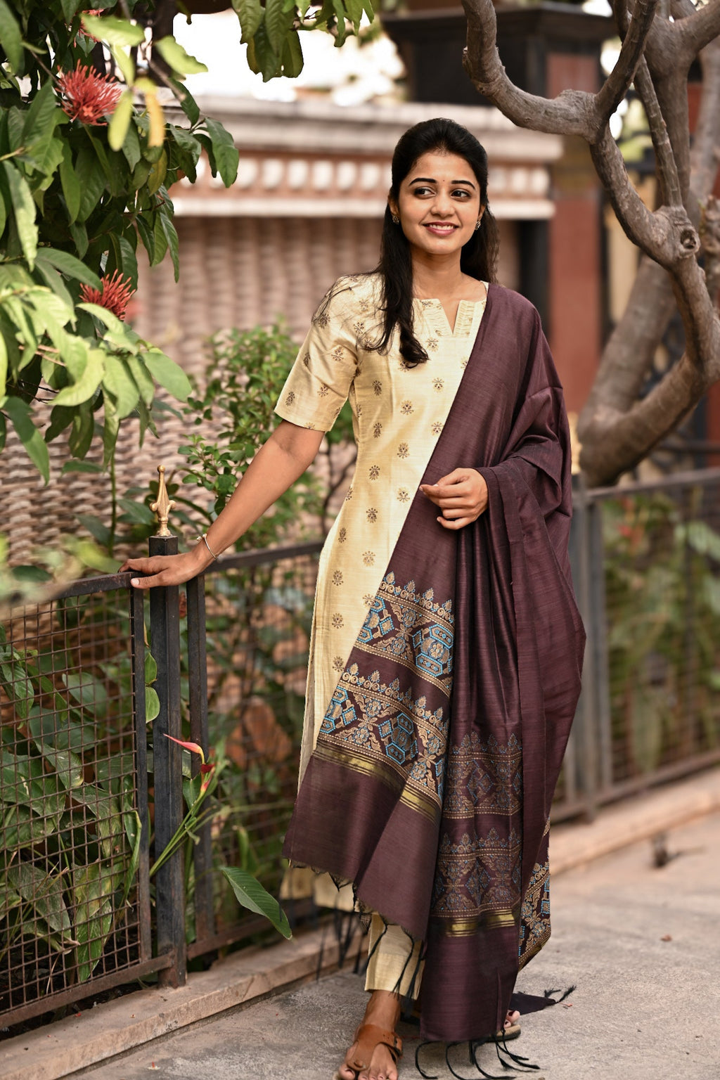 Varnam 3 piece suit