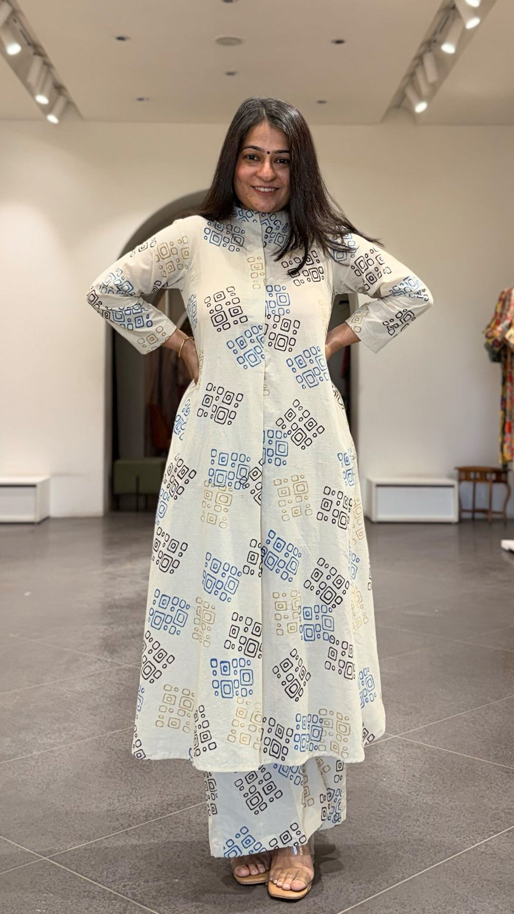 Mahuva Ajrakh Cotton Hand Block Kurta Set- Ivory