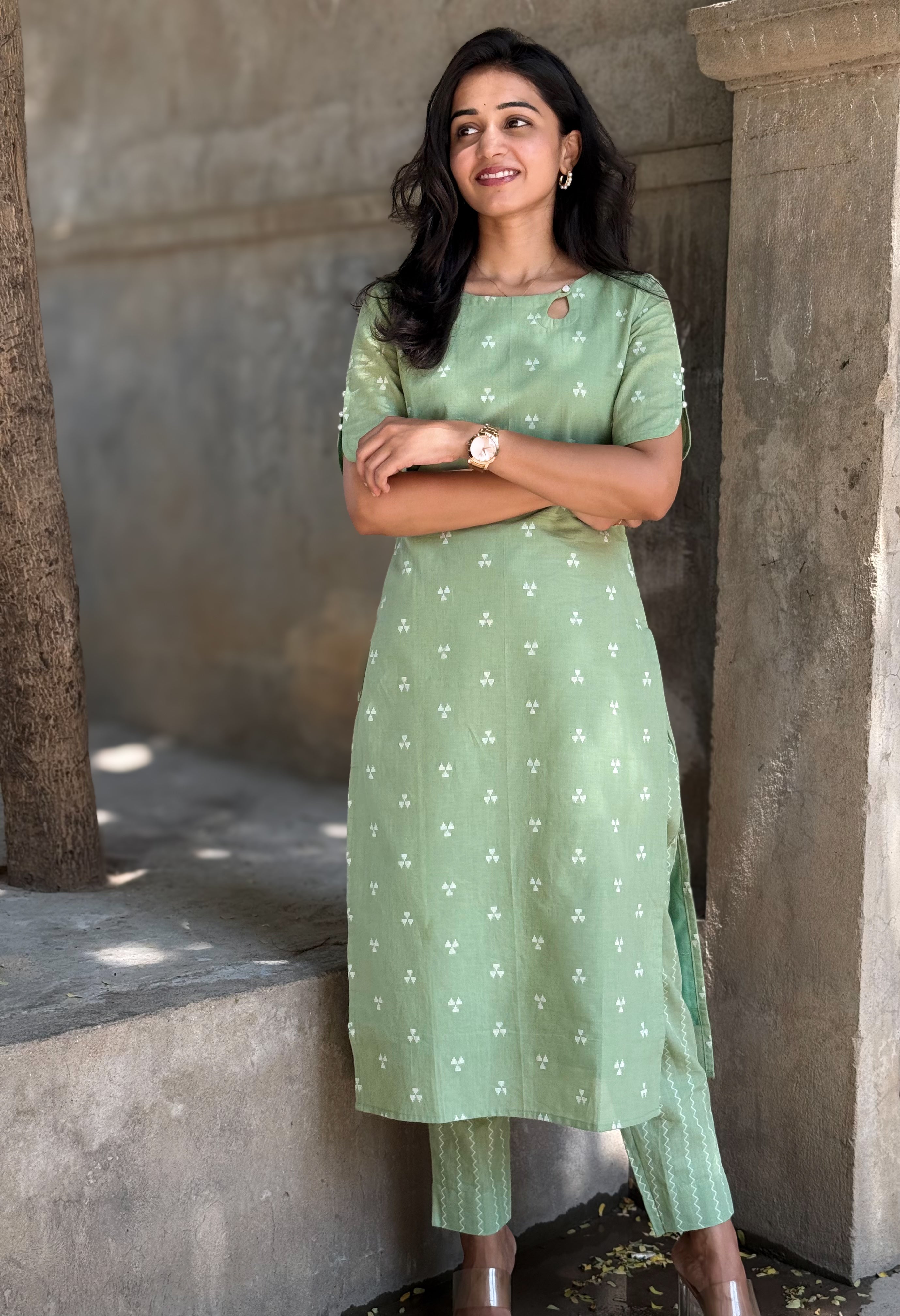 Mint Thread Kurtaset