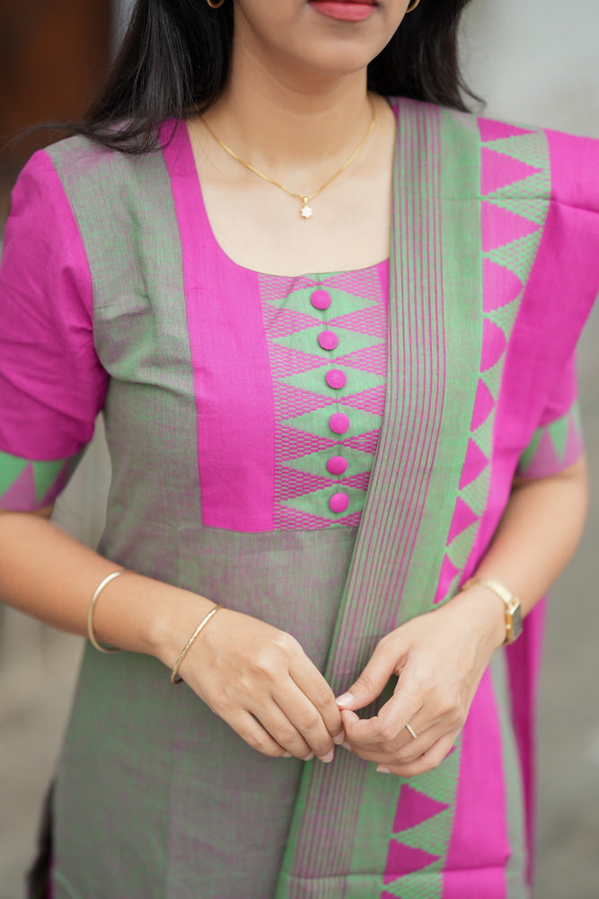 Gaurika Adhirai Cotton Kurta Set