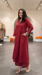 Maroon Chand Hand Woven Kali Kurta In Cotton
