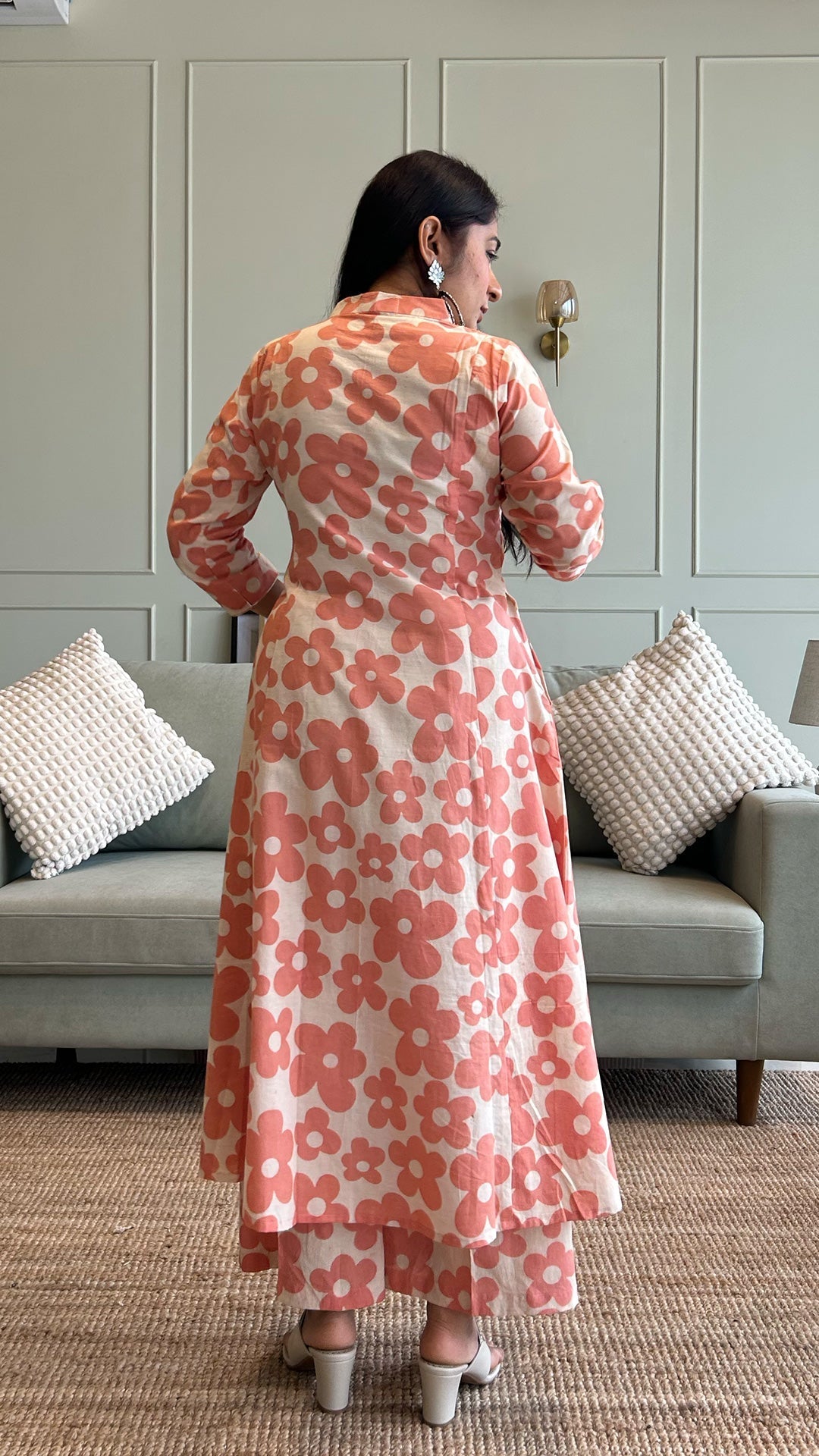 Kriva - Peach Floral Kali Kurta In Cotton