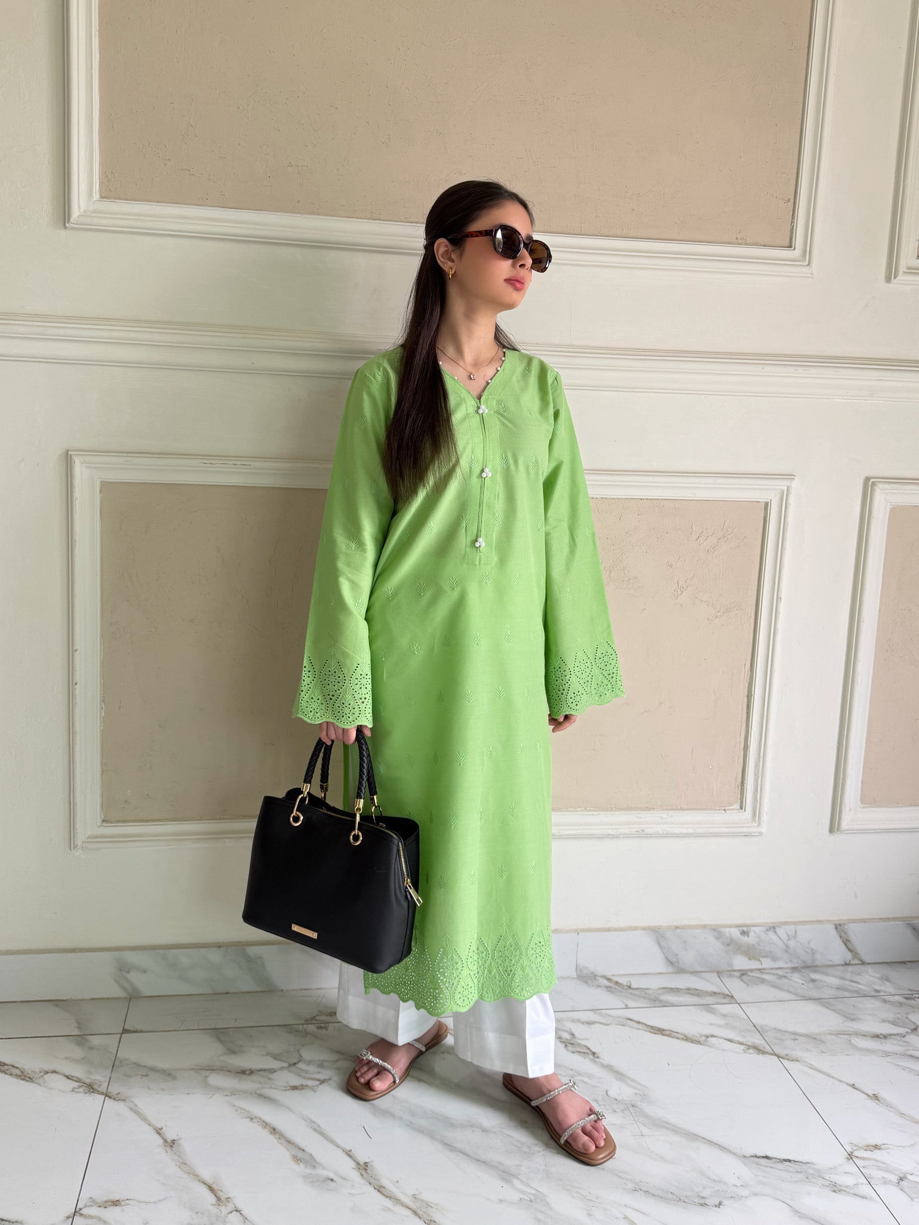 Ova - Fully Embroidered Kurta