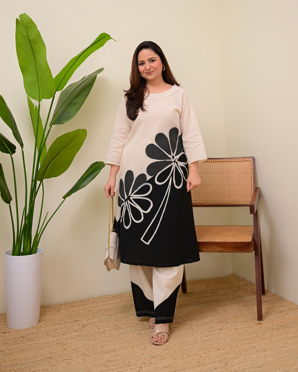 Monochrome Muse Bold Botanica Cotton Kurta Set