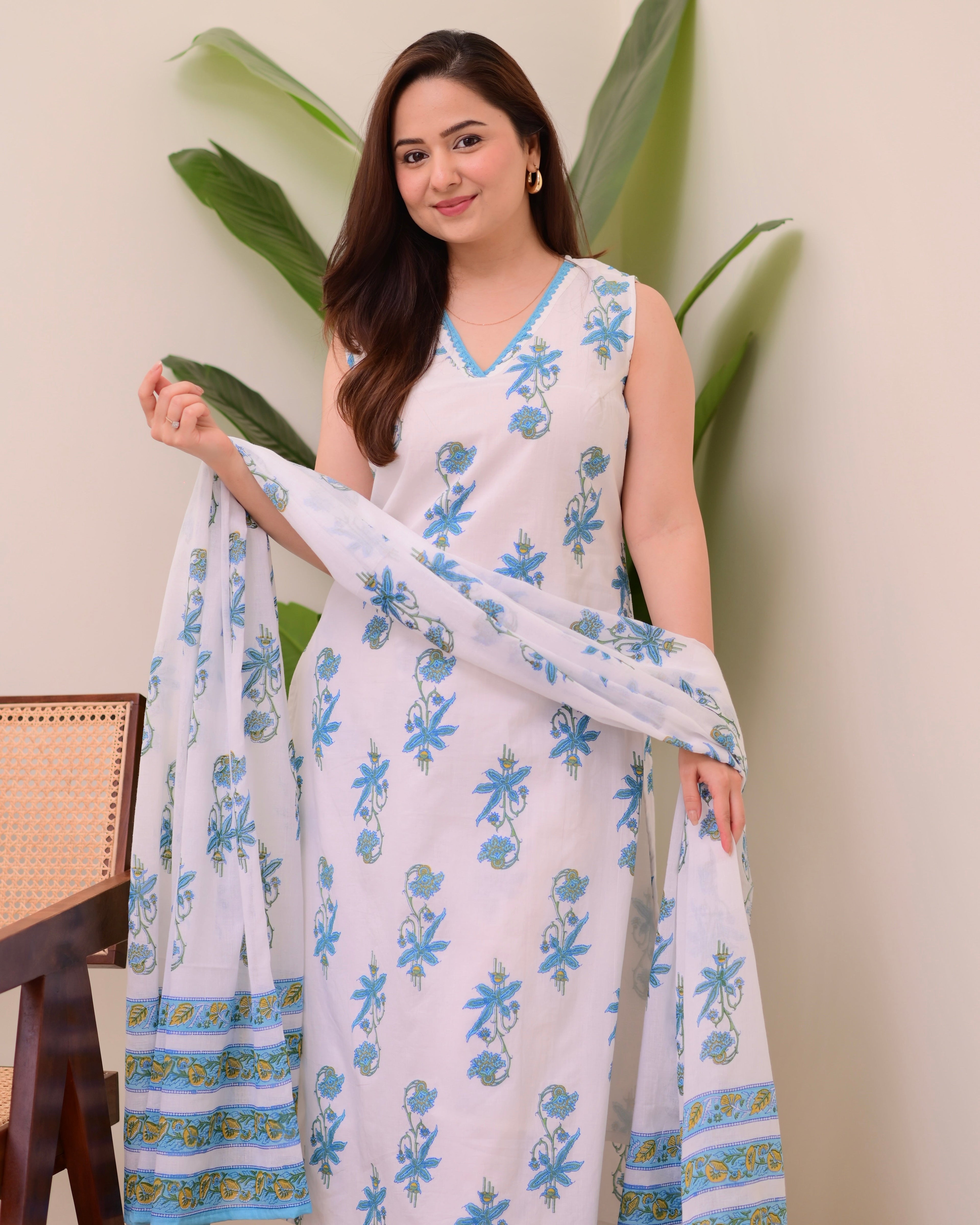 Blue White Floral Mul Cotton Suit