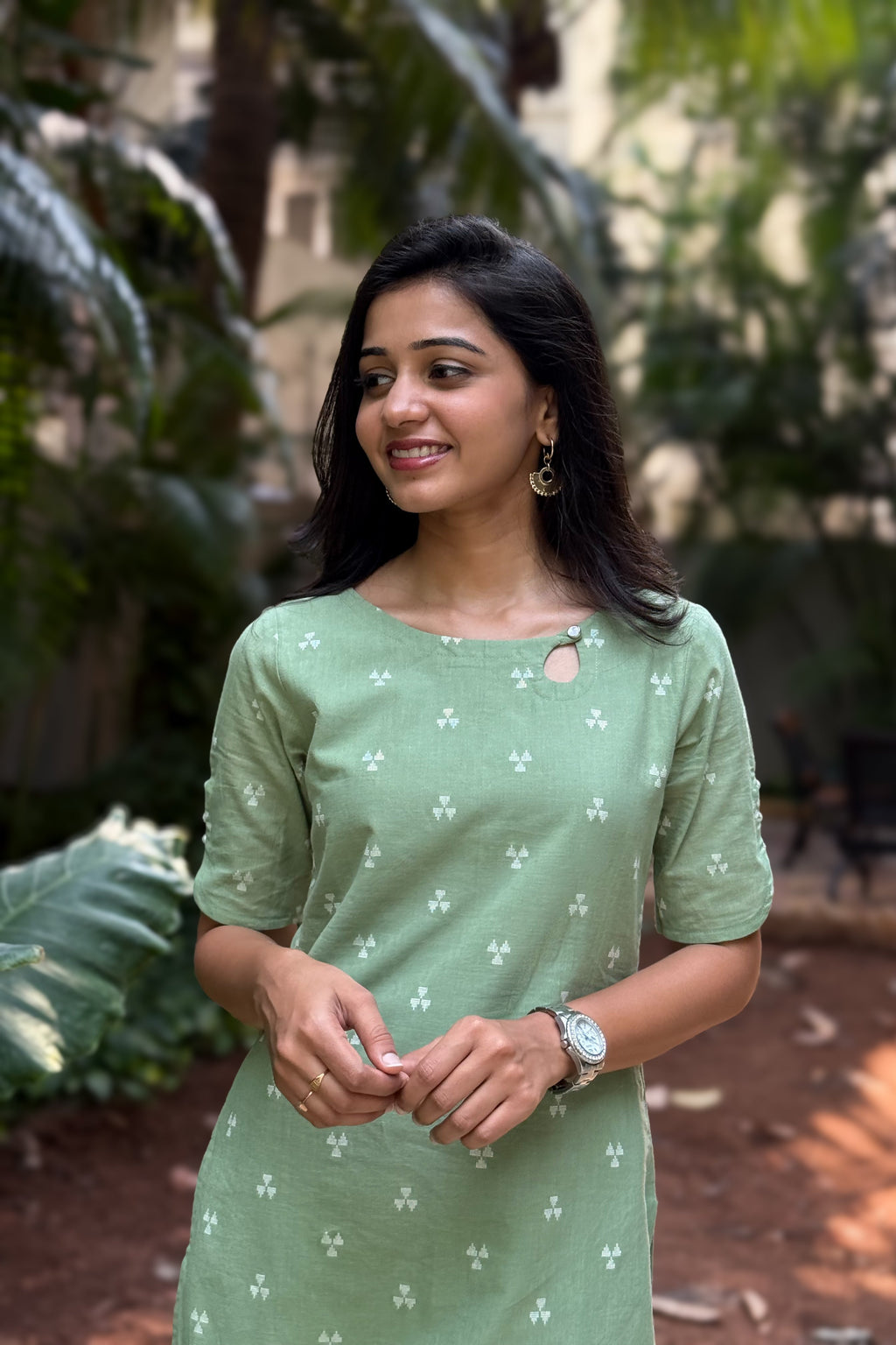 Mint Thread Kurtaset