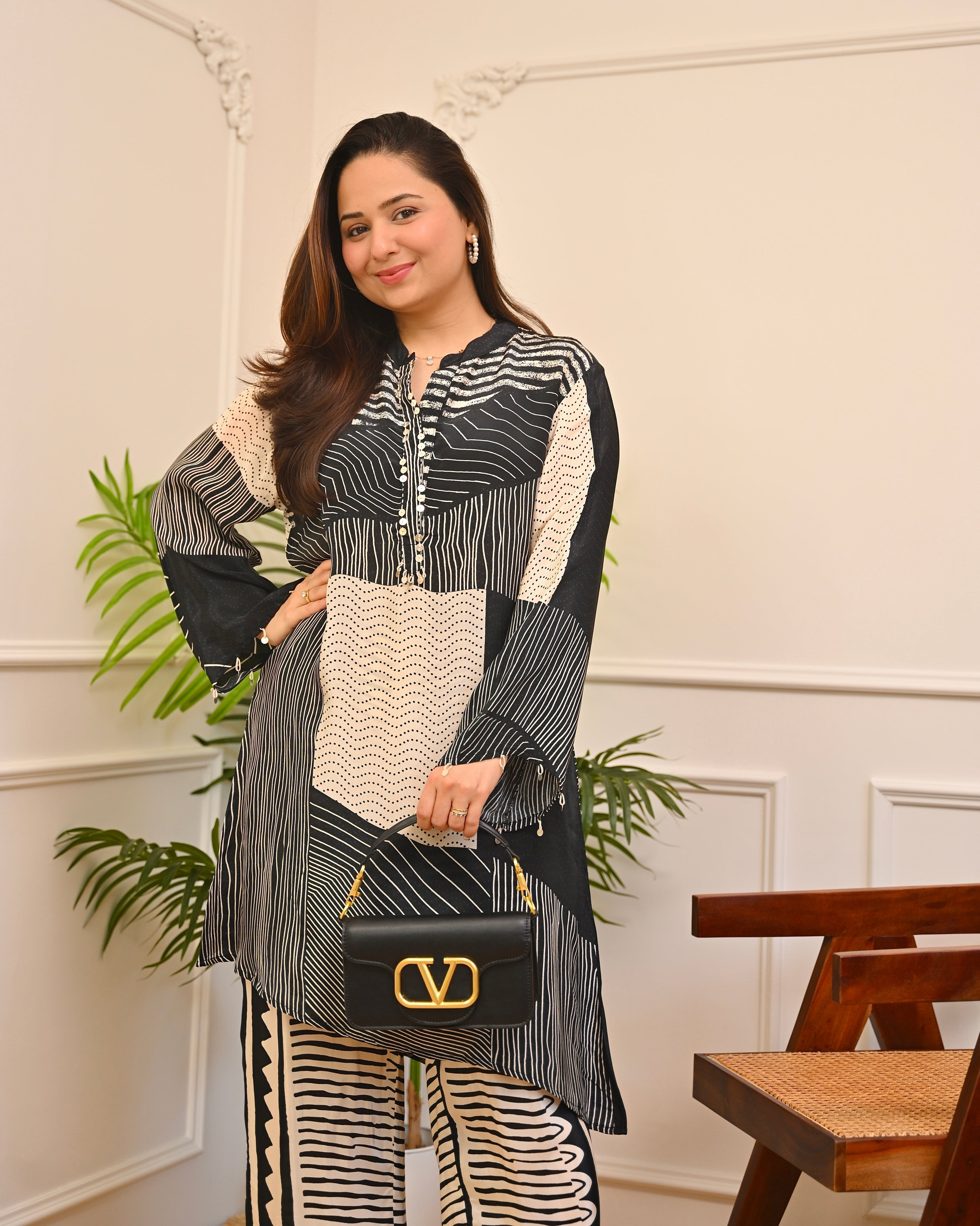 Monochrome Madness Geometric Coins Crepe Co-ord