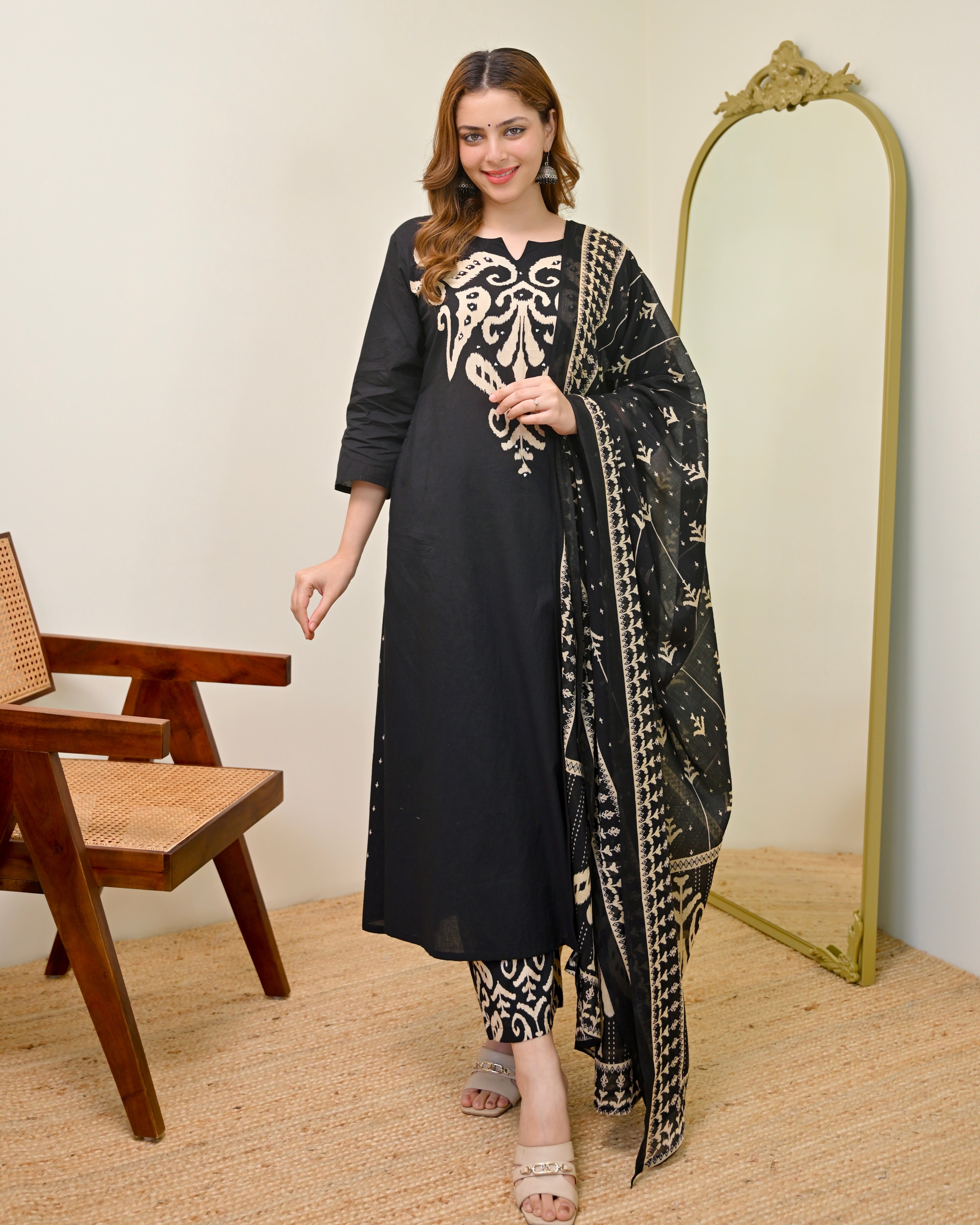 Black Kalamkari Pearl Cotton Suit