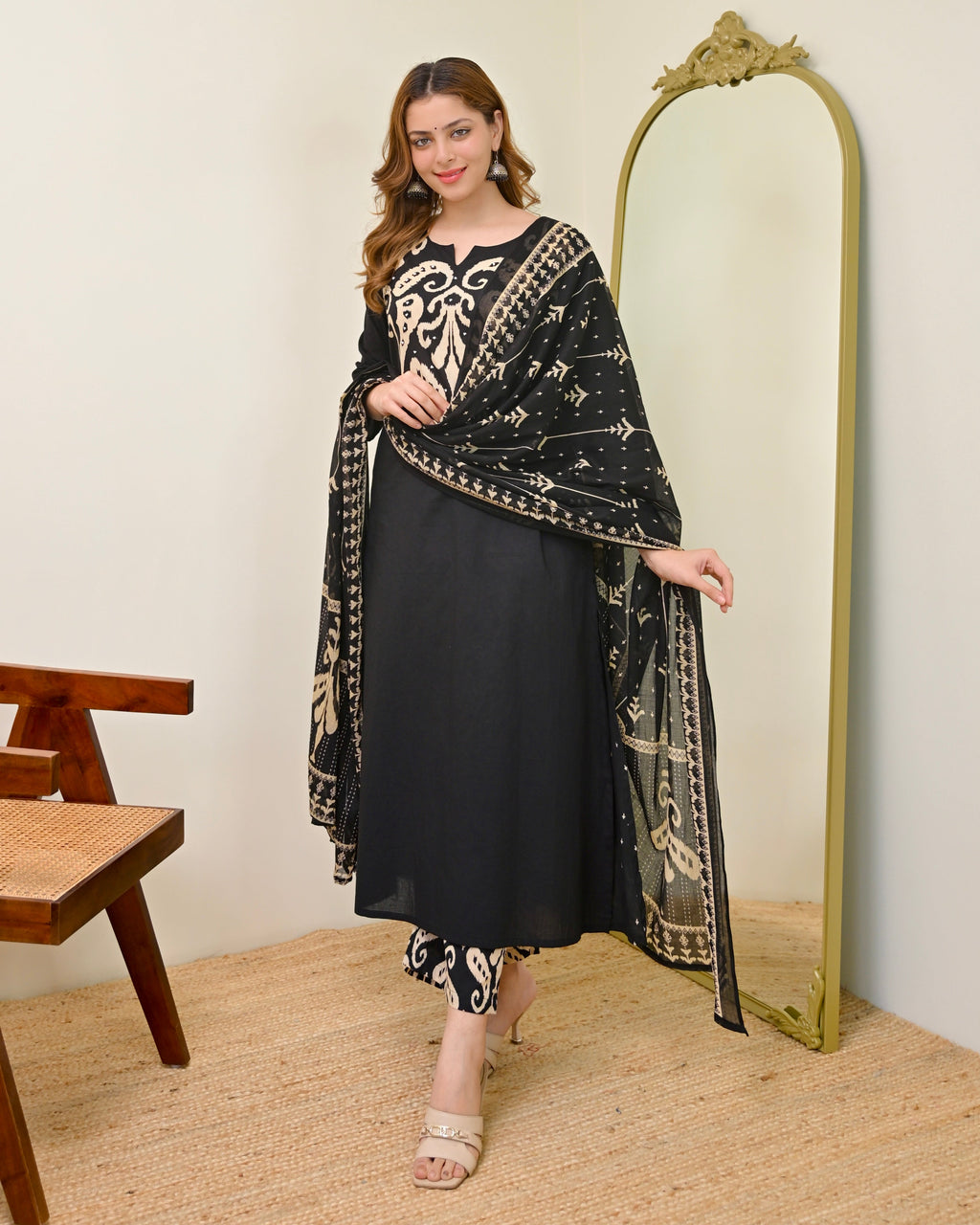 Black Kalamkari Pearl Cotton Suit