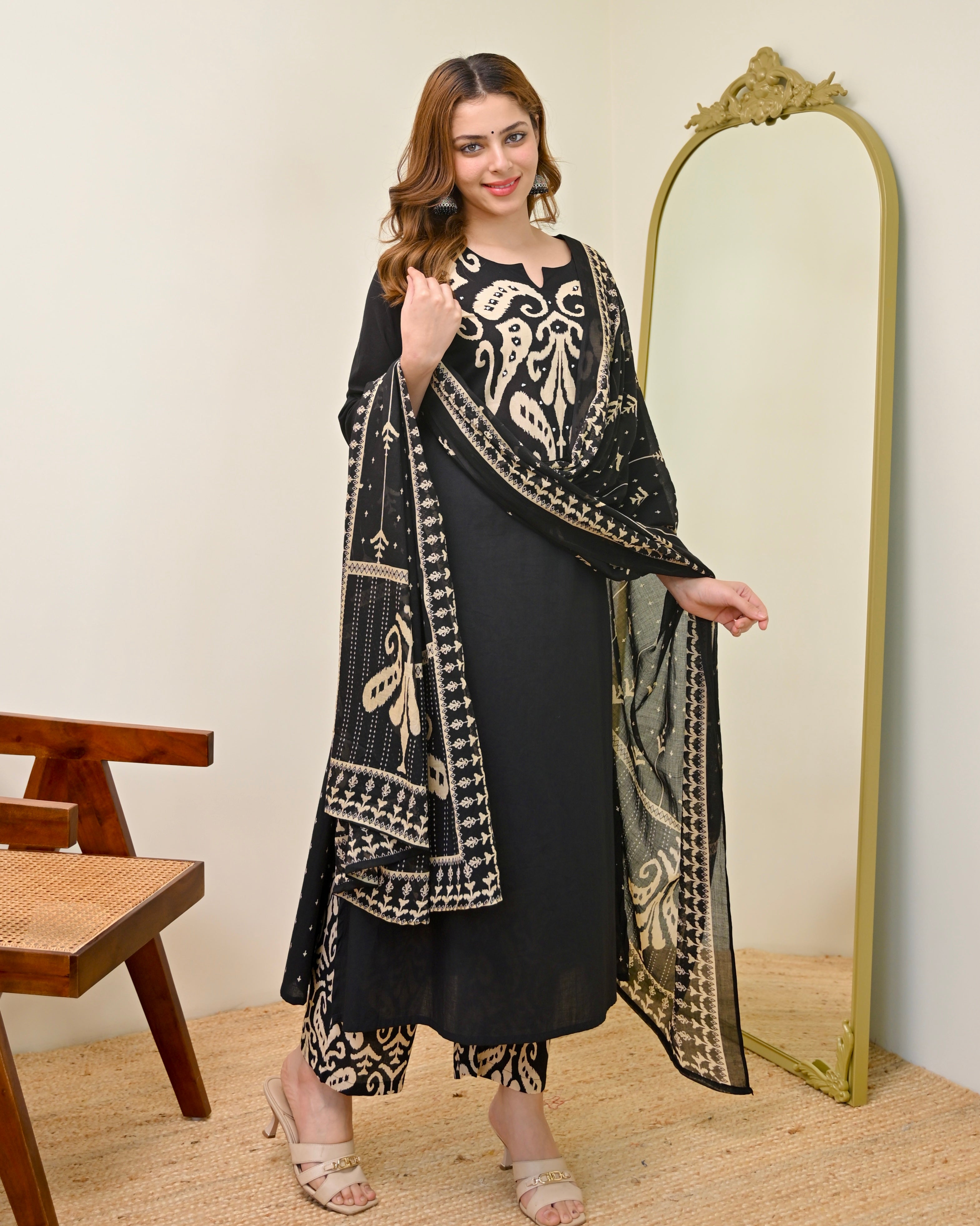 Black Kalamkari Pearl Cotton Suit