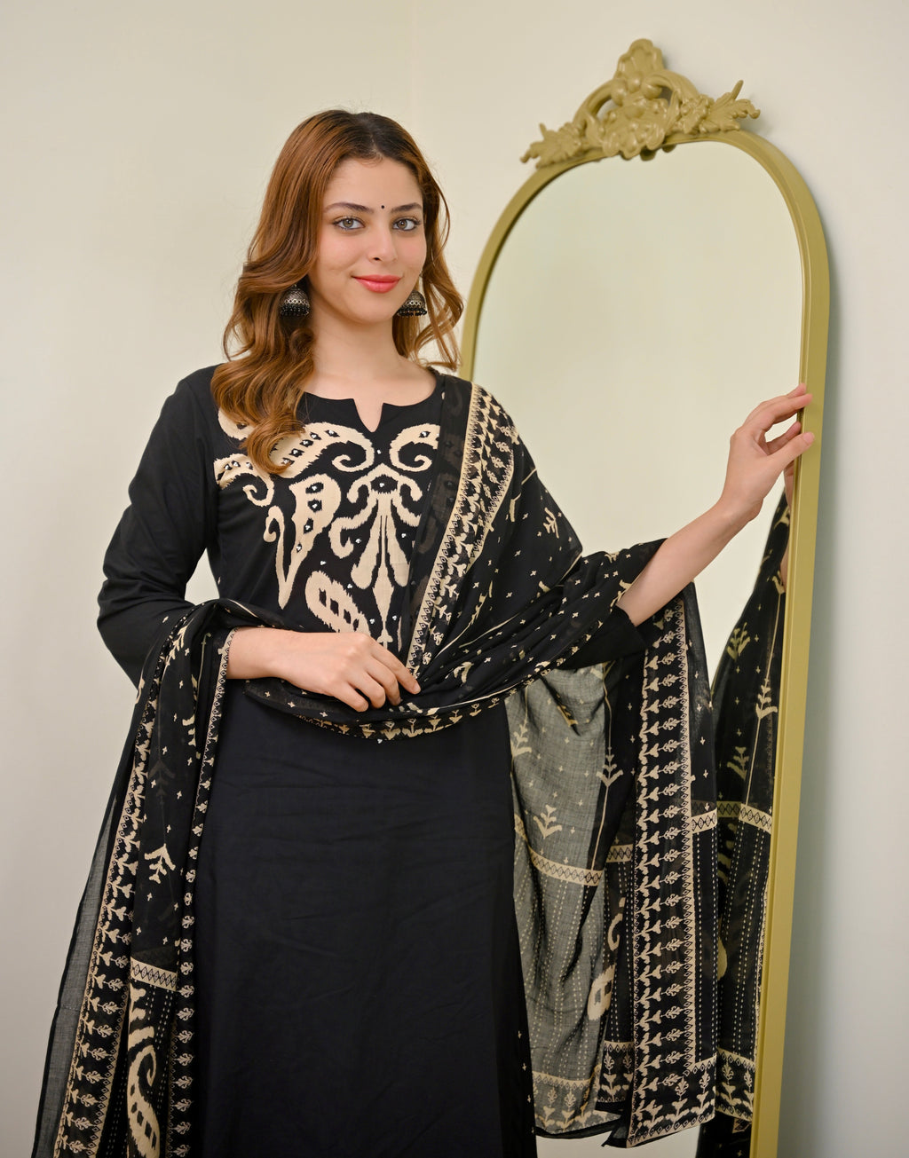 Black Kalamkari Pearl Cotton Suit