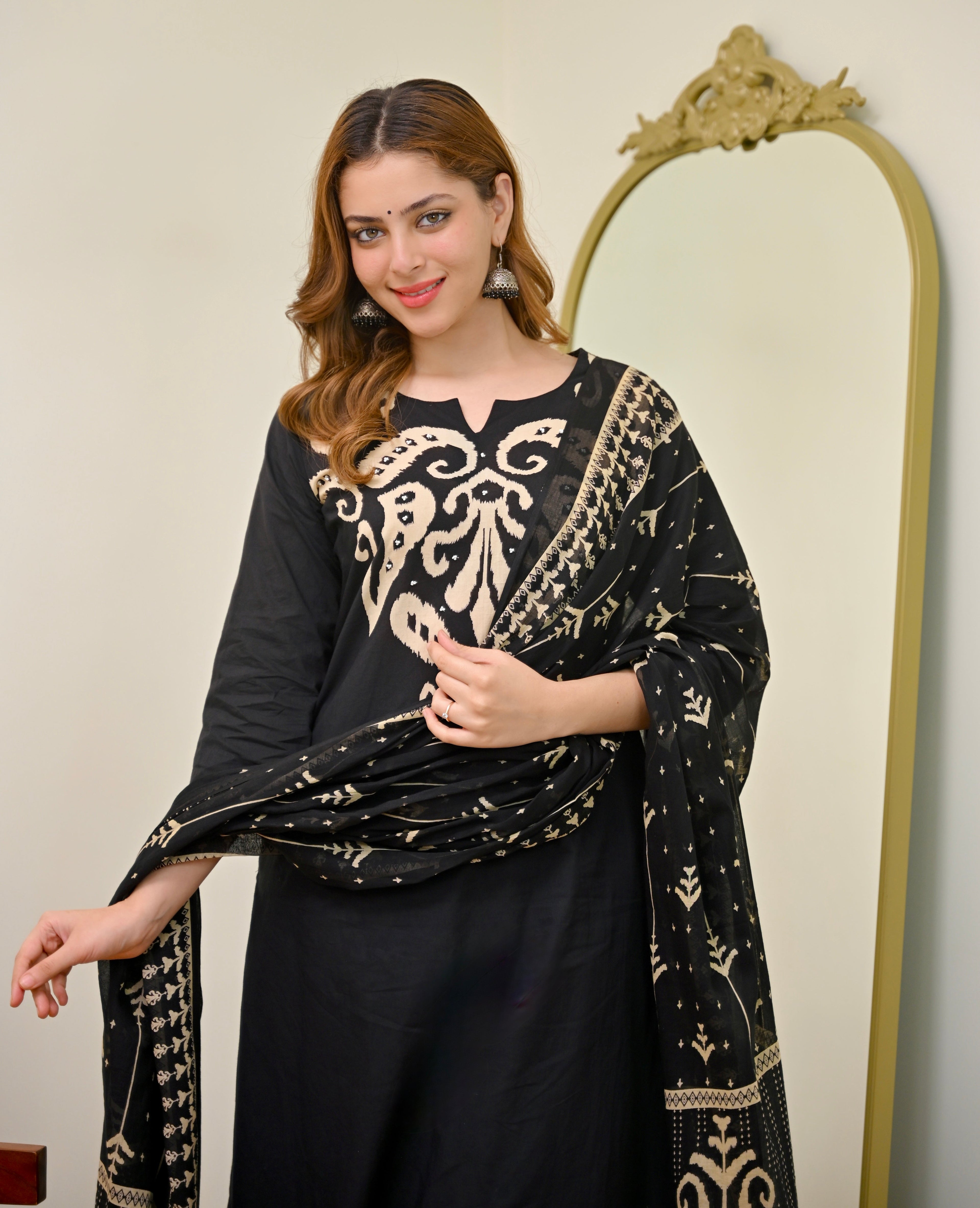 Black Kalamkari Pearl Cotton Suit