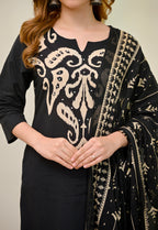 Black Kalamkari Pearl Cotton Suit