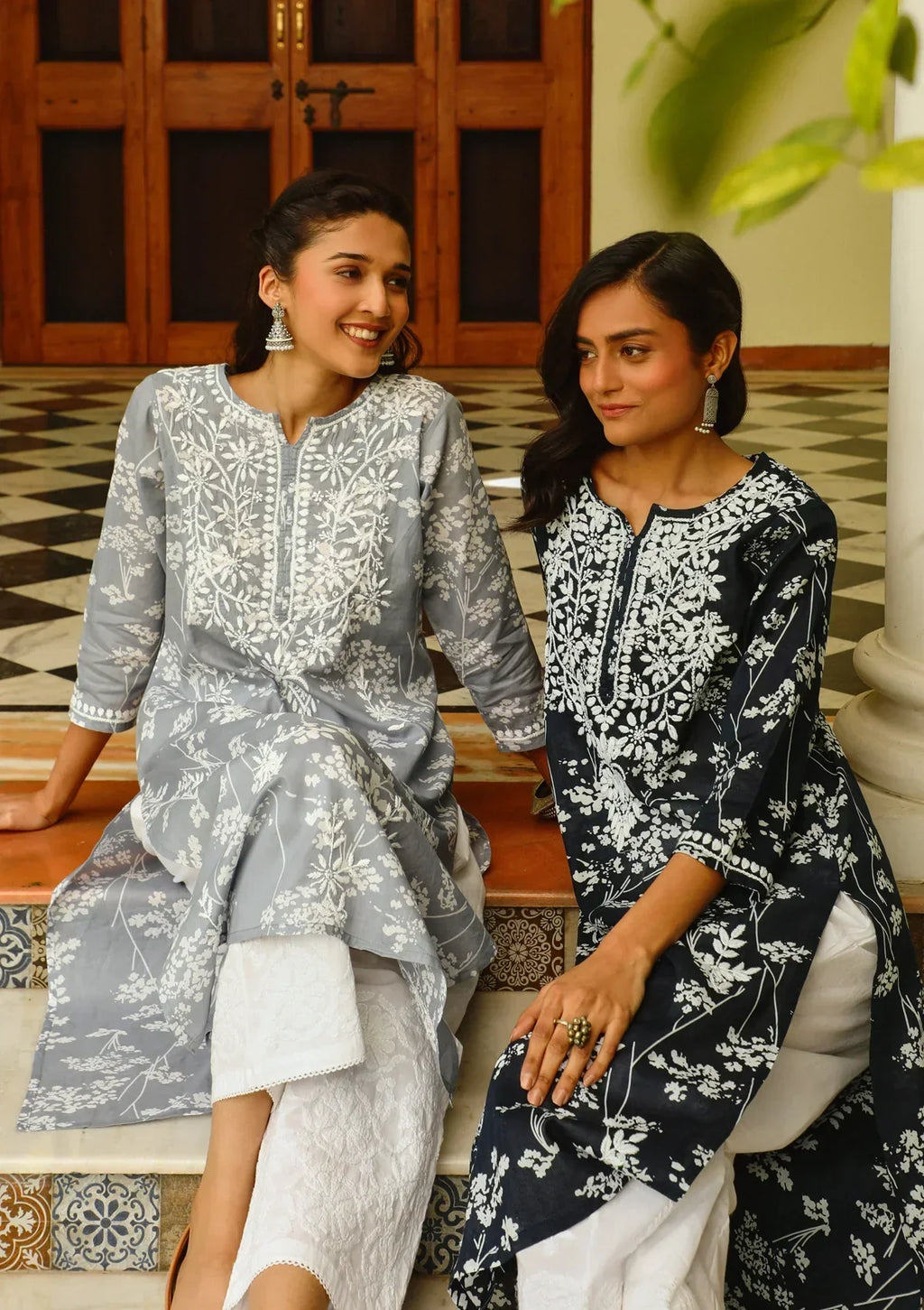 Anaya White Chikankari Mulmul Kurta