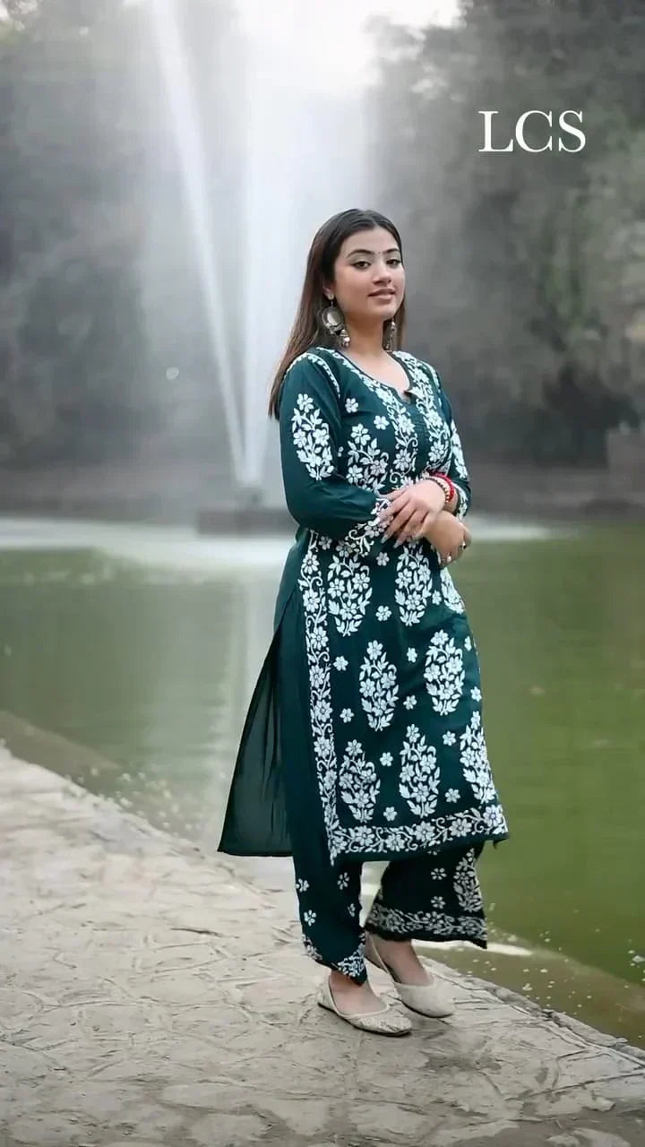 Qiyana White Lucknowi Chikankari Kurti Pant Set