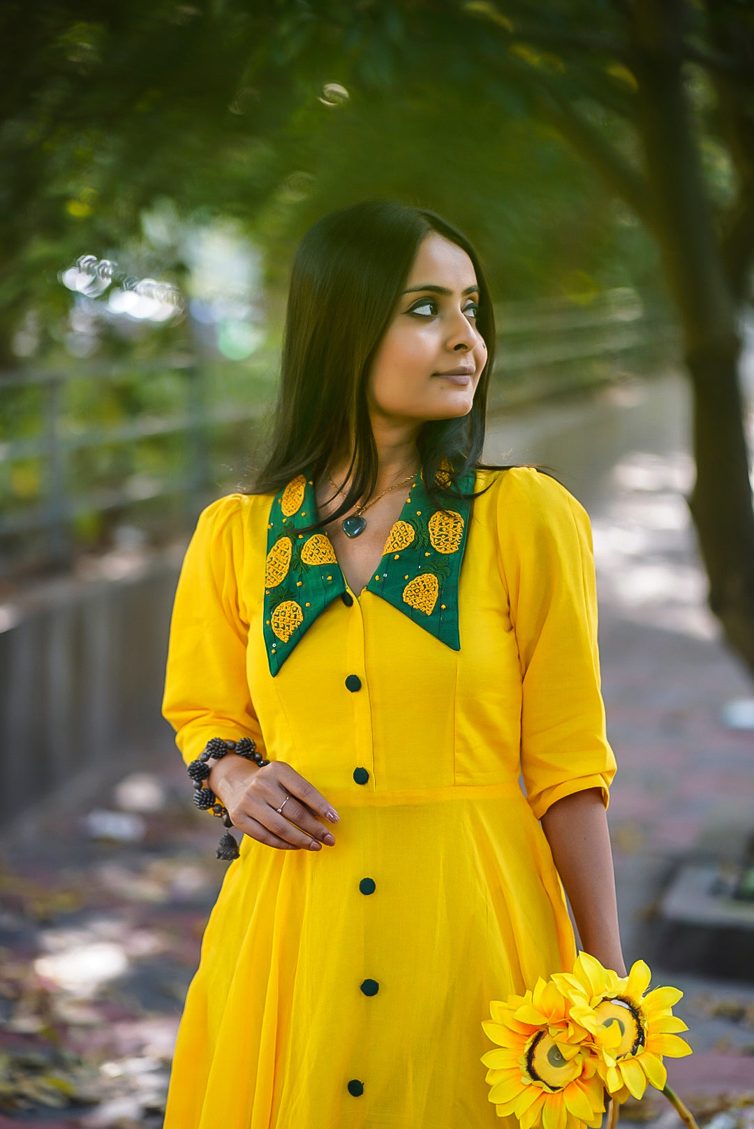 Sunshine Pineapple Vibes