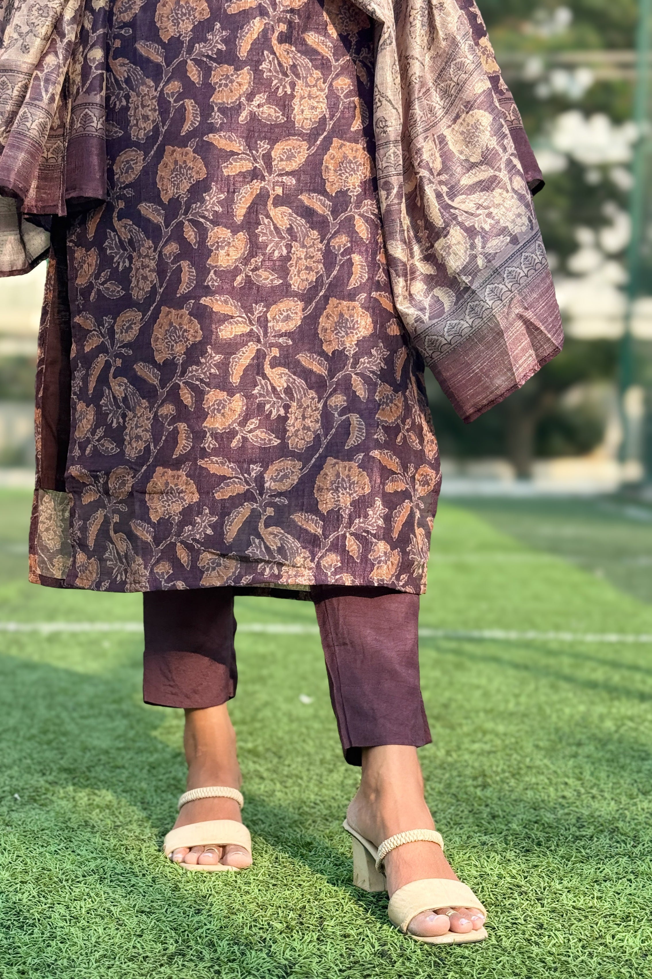 Deep Plum Semi Raw Silk KurtSet