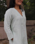 Premium linen Pistastripe Kurta Set