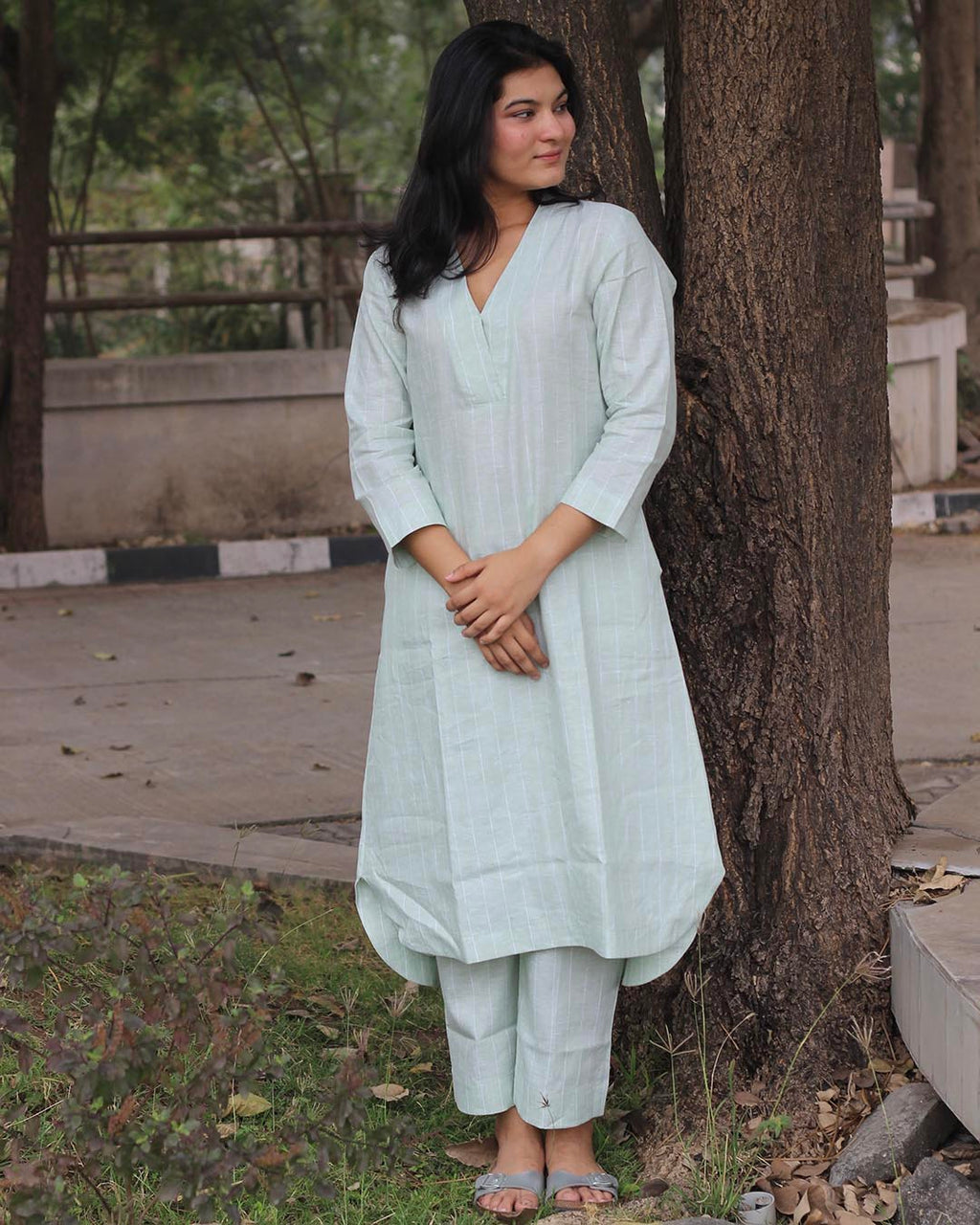 Premium linen Pistastripe Kurta Set