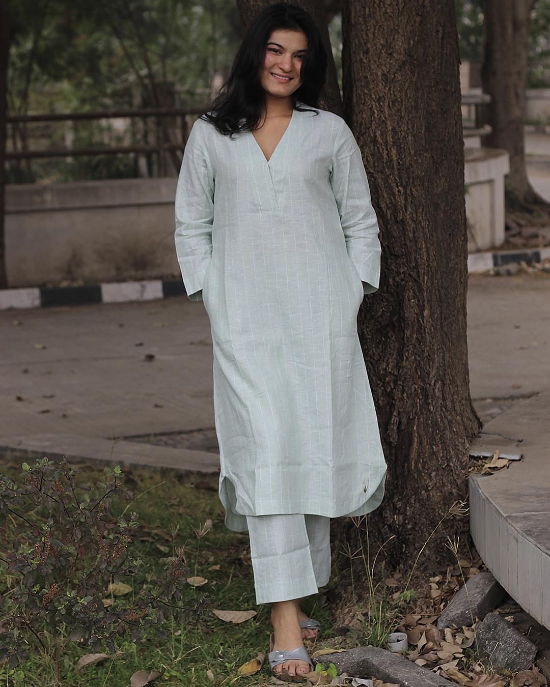 Premium linen Pistastripe Kurta Set