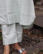 Premium linen Pistastripe Kurta Set