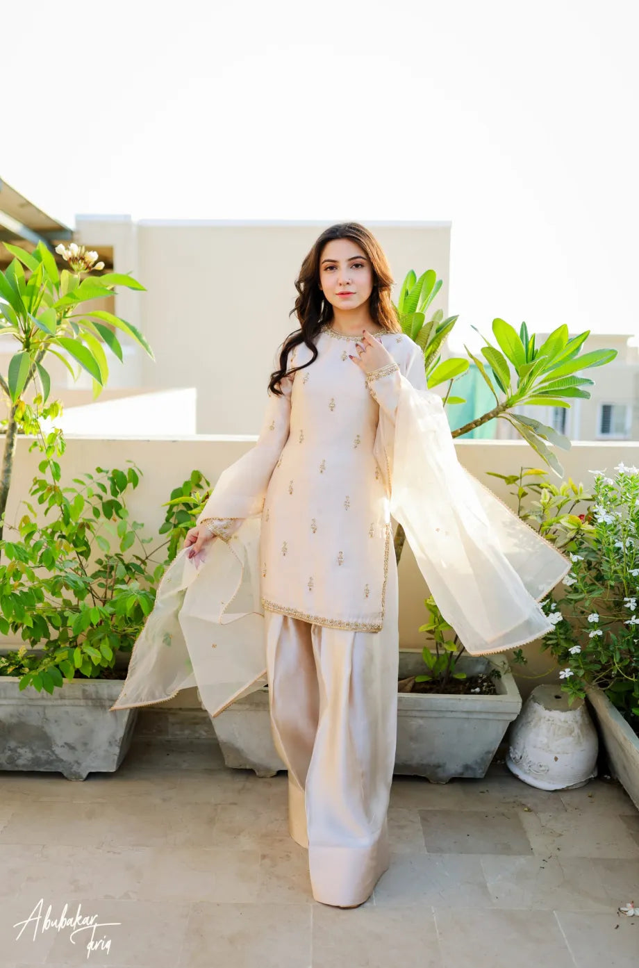 Riya Ivory Embellished Kurta Farshi Set