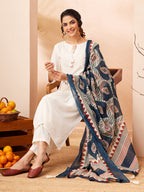 Niva Women's Off White Rayon Solid Straight Kurta Set