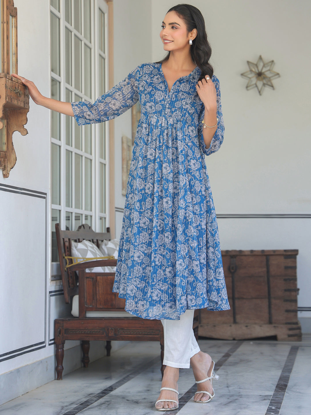 Niva's Women's Blue Chiffon Lurex Floral Printed A-line Kurta