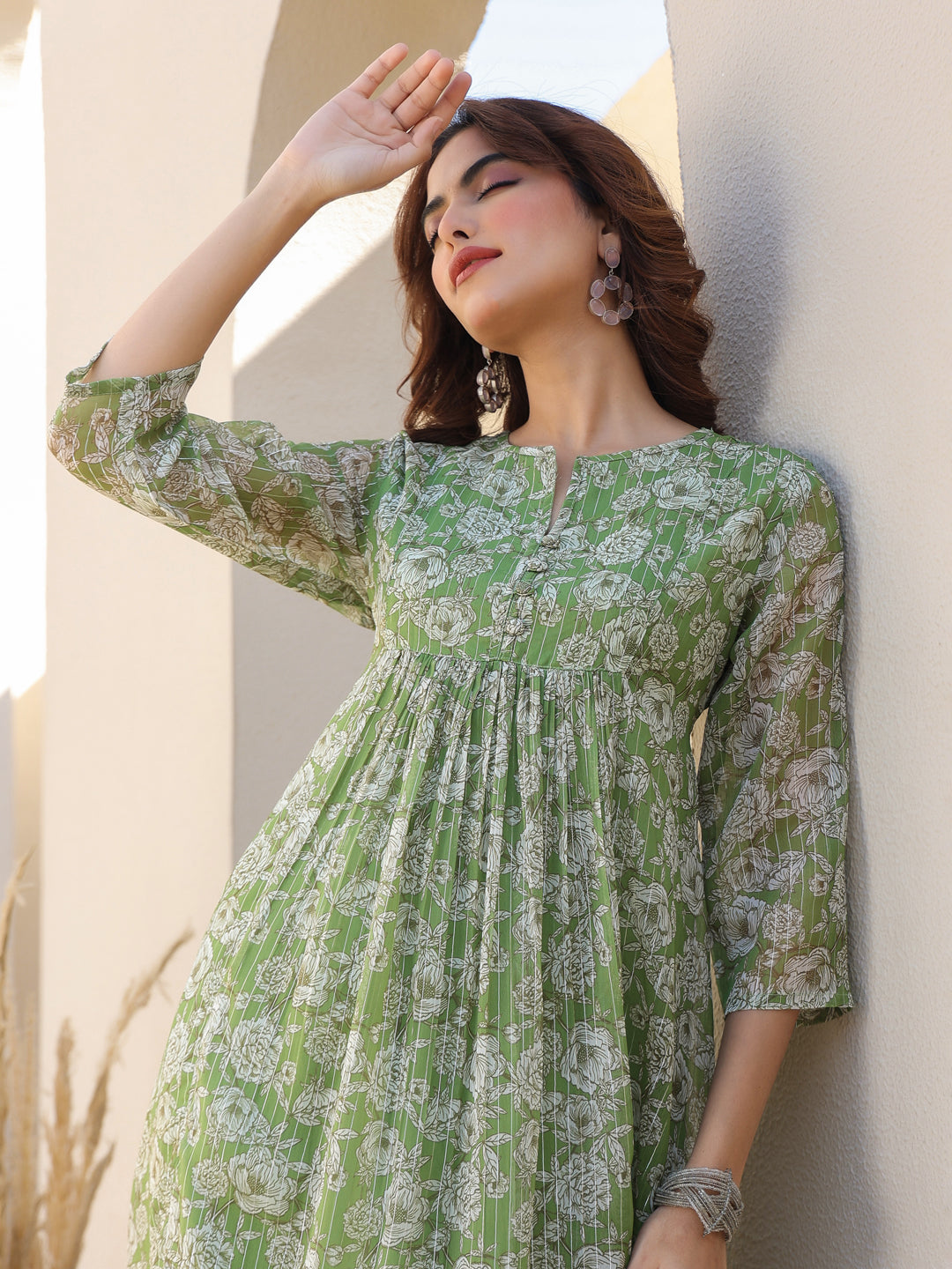 Niva's Women's Green Chiffon Lurex Floral Printed A-line Kurta