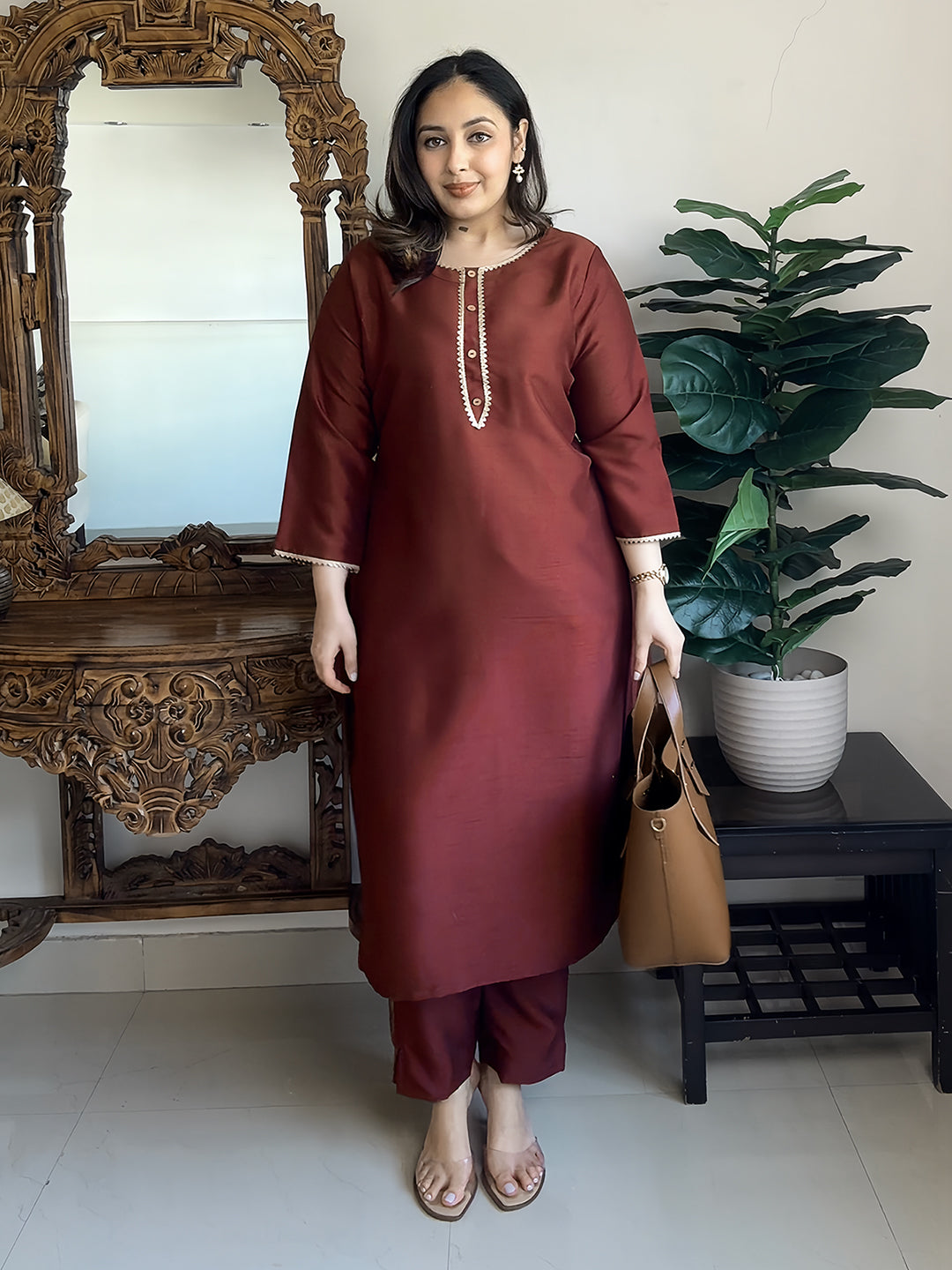 Niva's Women's Brown Crepe Silk Yoke Design Straight Kurta Pant Set