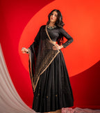 Raina Noir Royale Navratri Lehenga Choli