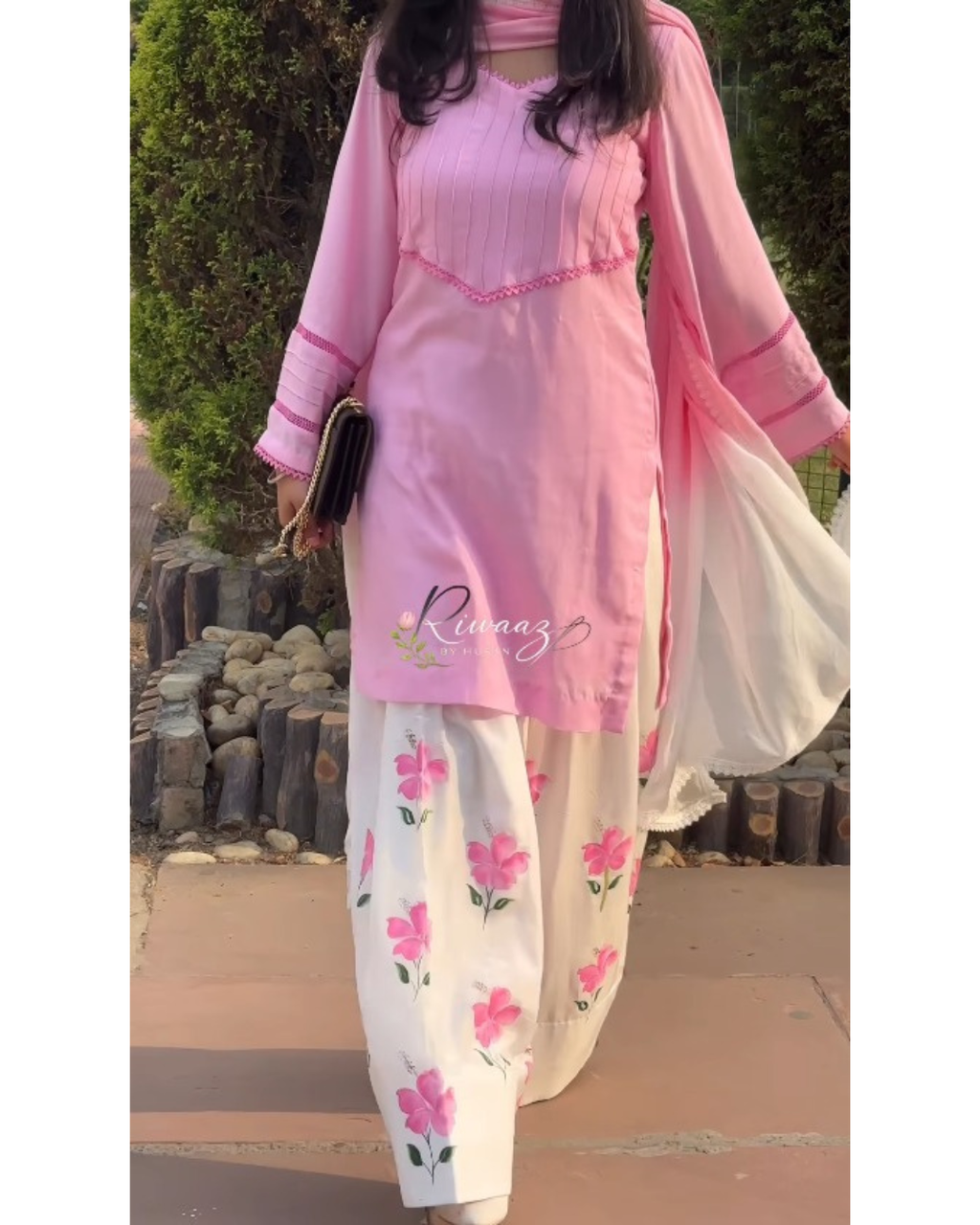 Riwaaz Bloom Cotton Kurti Palazzo Set