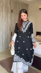 Nirvi Black Pure Chiffon Dupatta with Mukaish