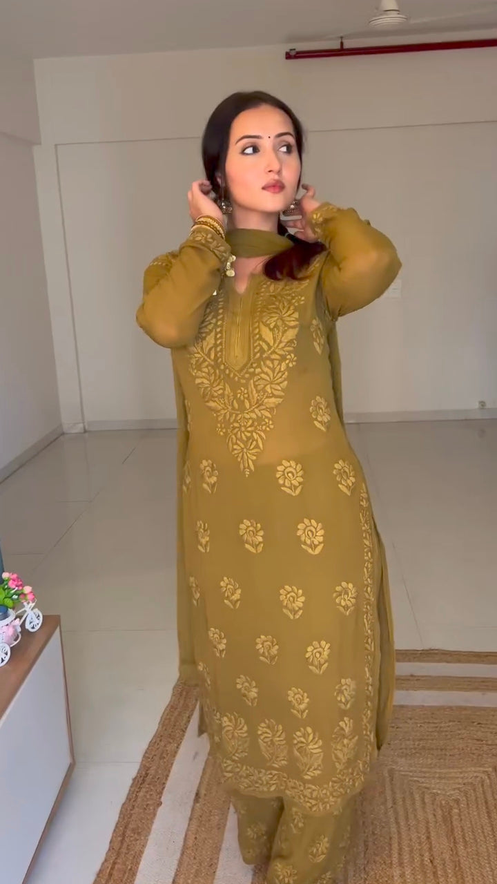 Noor Ivory Georgette Straight Kurta Set