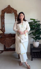 Women Ethnic Motifs Printed Woollen Kurta