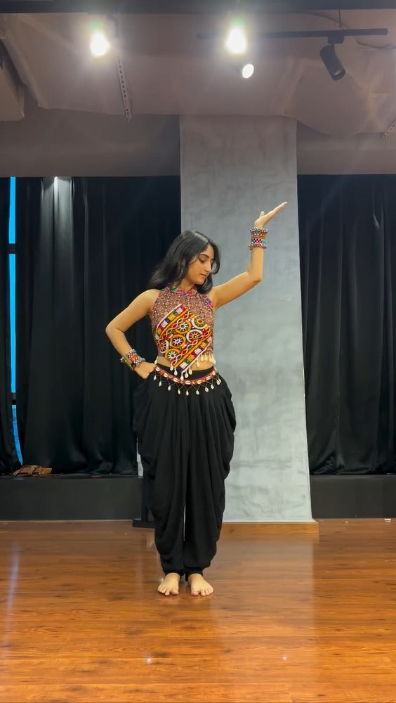 Zilan Dhoti-Style Draped Navratri Suit