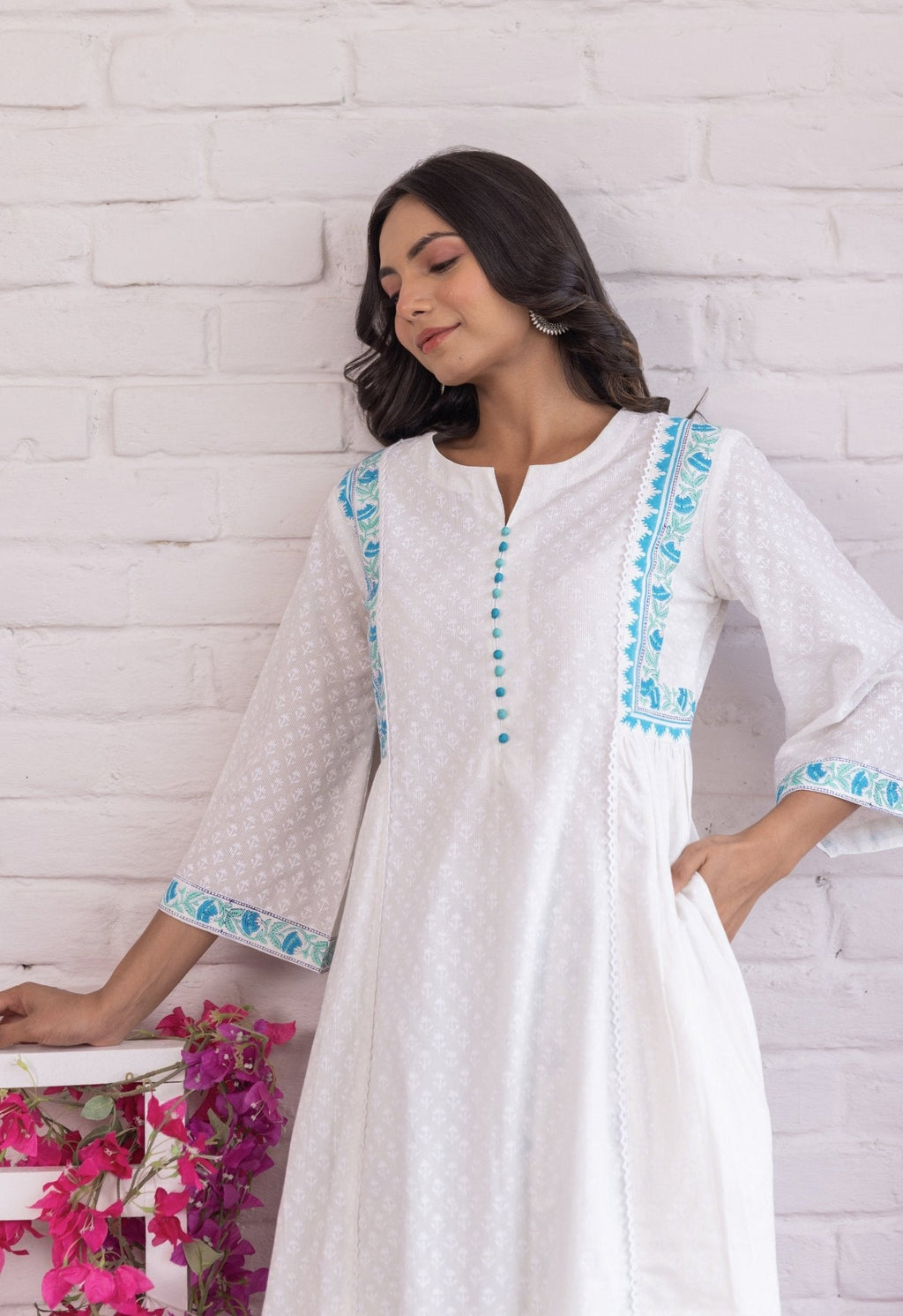 WHITE HAND BLOCK KHADDI PRINTED COORD SET