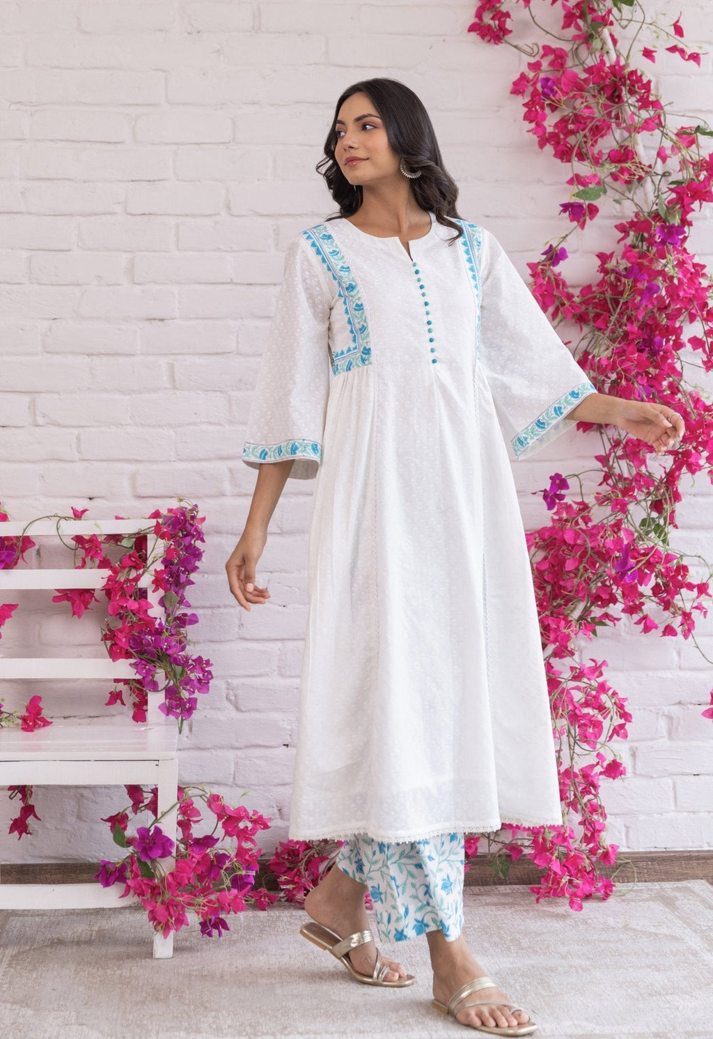 WHITE HAND BLOCK KHADDI PRINTED COORD SET